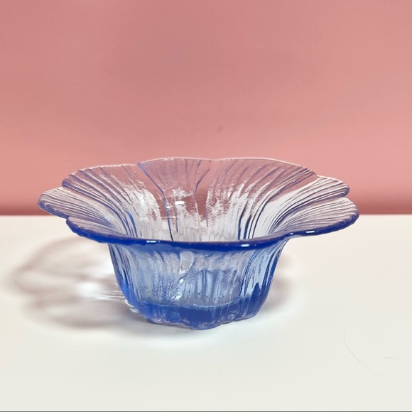 Vintage retro pastel blue flower candle holder trinket dish - Picture 2 of 3